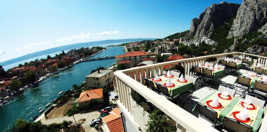 Photo of Others in Omis