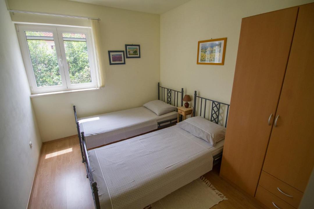 Photo of Others in Ravni