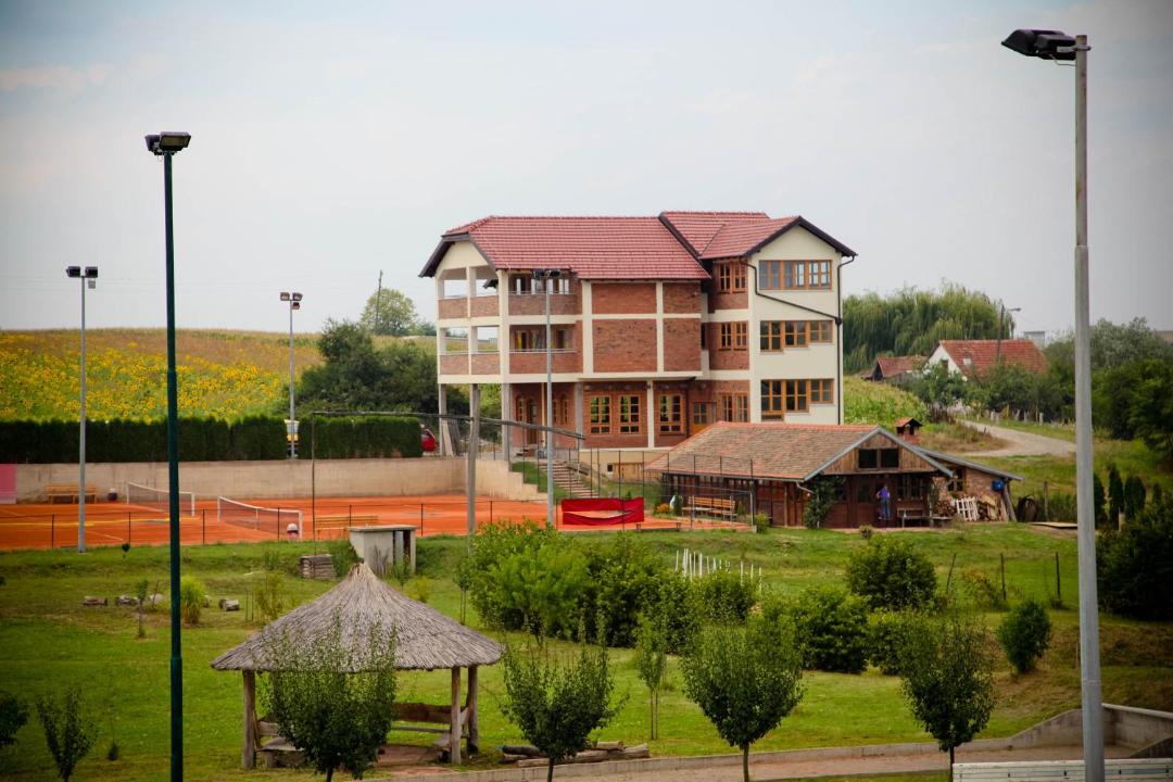 Photo of Others in Dakovo