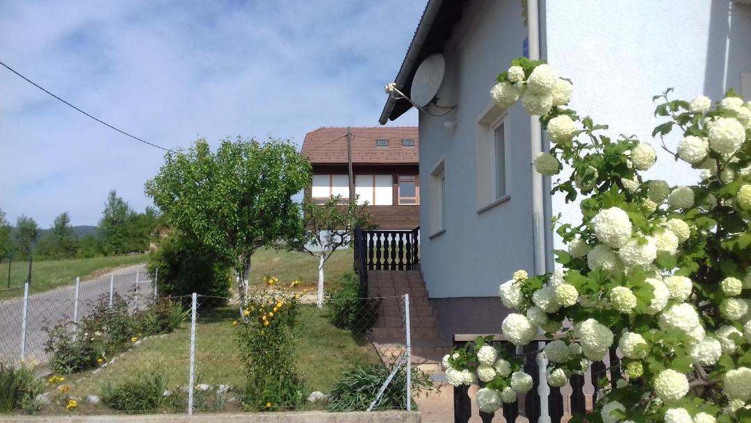 Photo of Others in Seliste