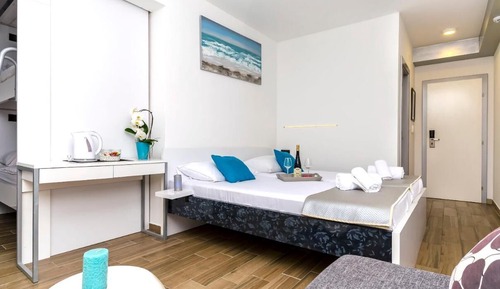 Room, 1 Bedroom, Balcony, City View