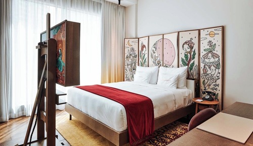 Artist Village Suite
