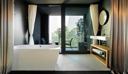 Superior Double Room, 1 Queen Bed, Bathtub