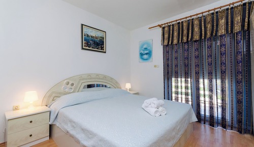 Apartment (A1)
