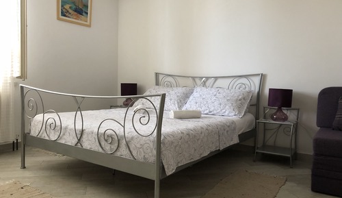 Basic Double Room, 1 Queen Bed, Non Smoking, Garden View