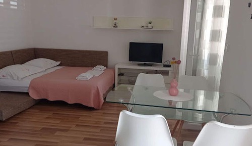 Apartment (A3)