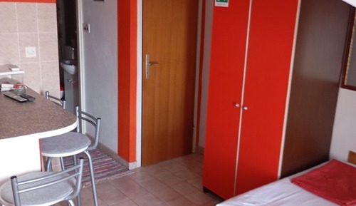 Apartment (A4)