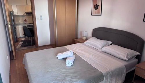 Apartment (Three Bedroom Apartment)