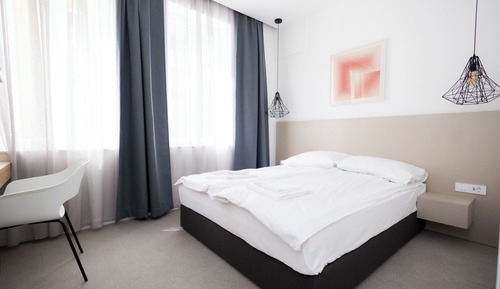 One Bedroom Apartment