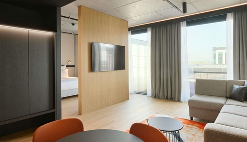 Junior Suite, 1 King Bed with Sofa bed