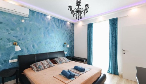 Apartment (Three Bedroom Apartment with Sea View)