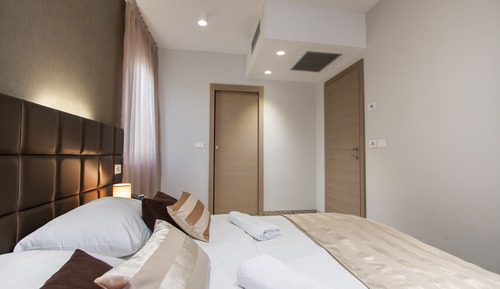 Suite (with Balcony)