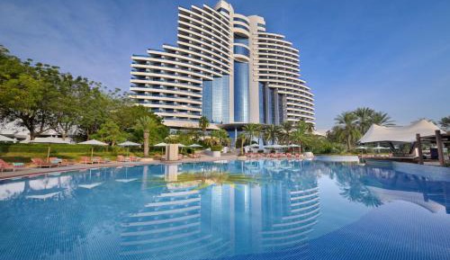 Deluxe Guest room, 1 King, Sofa bed, Ocean view, Balcony    