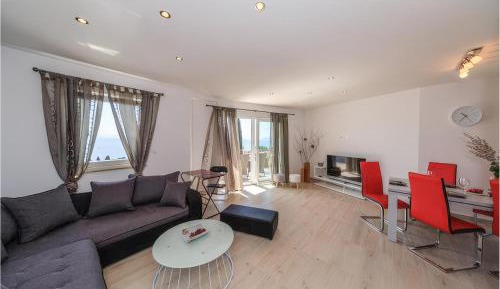 One-Bedroom Apartment with Sea View and Terrace