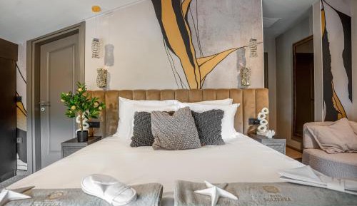 Standard King Room
