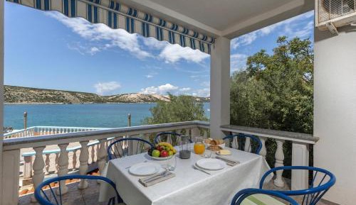 Two-Bedroom Apartment with Sea View