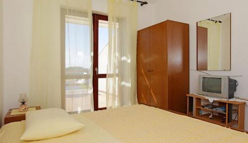 Studio with Terrace and Sea View