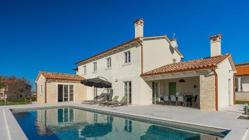 Villa with Private Pool