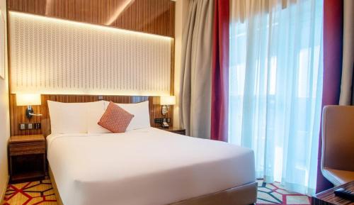 Naumi Suite • Outlet Mall Shuttle • 10% Off Dining • Ideal Getaway!