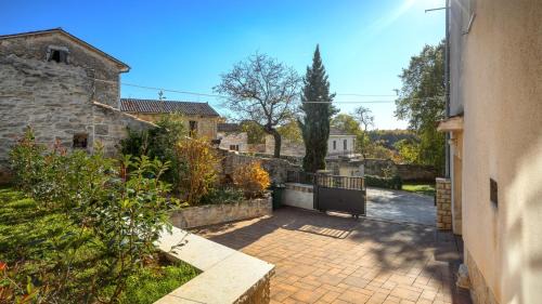Villa with Garden View