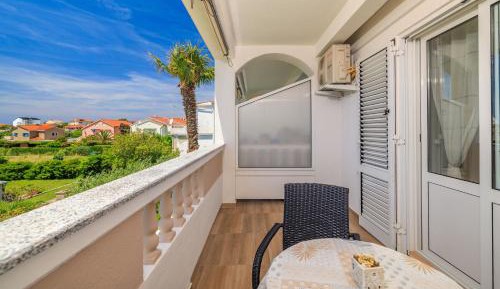 One-Bedroom Apartment with Balcony