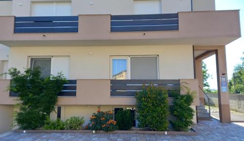 Double or Twin Room with Private Bathroom