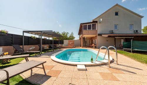 Standard Villa