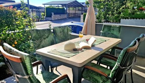 Apartment with Terrace