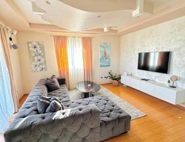 Two-Bedroom Apartment with Balcony and Sea View