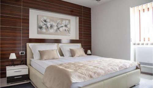 Three-Bedroom Vacation Home 