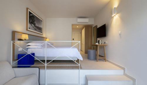 Superior Double Room with Balcony