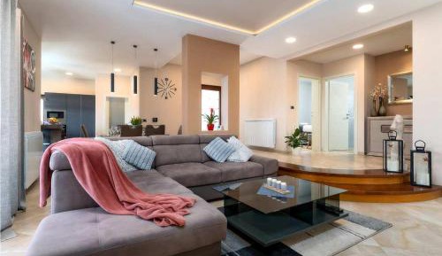 Three-Bedroom Vacation Home 