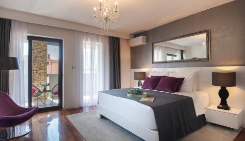 King Room with Pool View