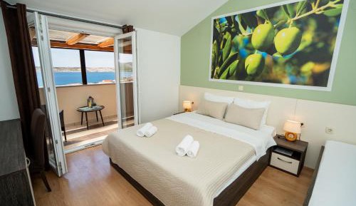 Double Room with Balcony and Sea View