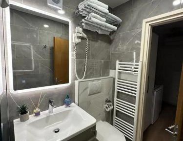 Triple Room with Garden View