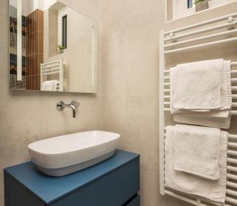 One-Bedroom Apartment with Patio
