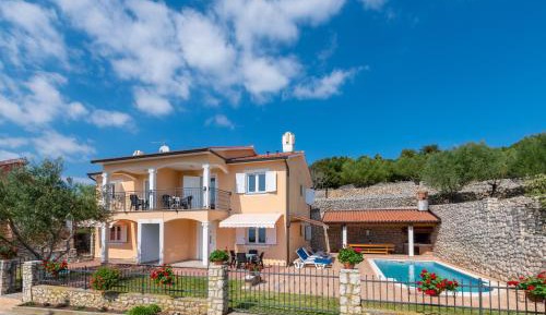 Six-Bedroom House