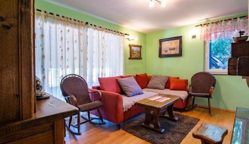 Three-Bedroom Vacation Home 
