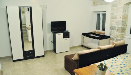 Studio with Terrace