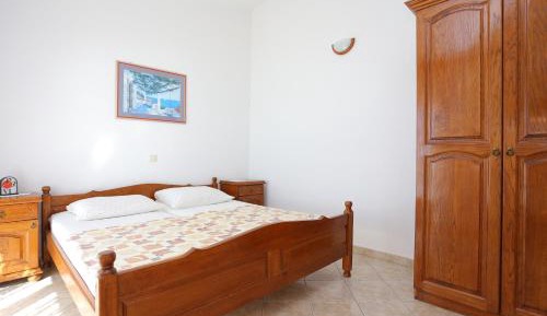 One-Bedroom Apartment with Balcony and Sea View