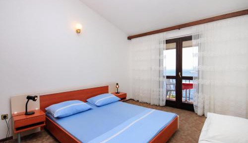 One-Bedroom Apartment with Balcony and Sea View
