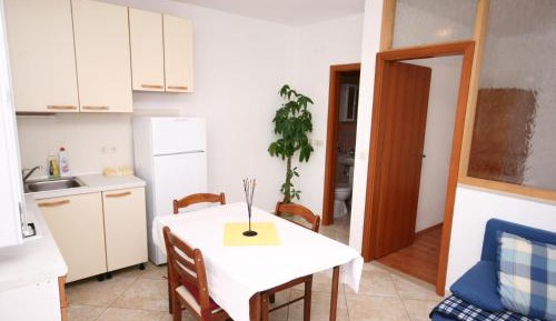 One-Bedroom Apartment with Terrace and Sea View