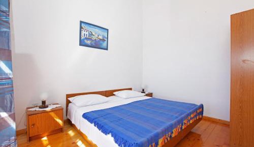Studio with Terrace and Sea View