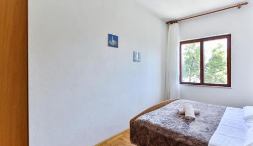 Two-Bedroom Apartment with Terrace and Sea View