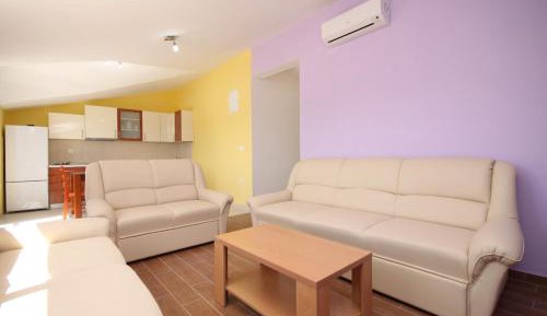 Two-Bedroom Apartment with Terrace and Sea View