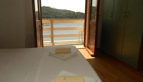 One-Bedroom Apartment with Balcony and Sea View