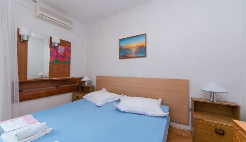 Studio with Balcony