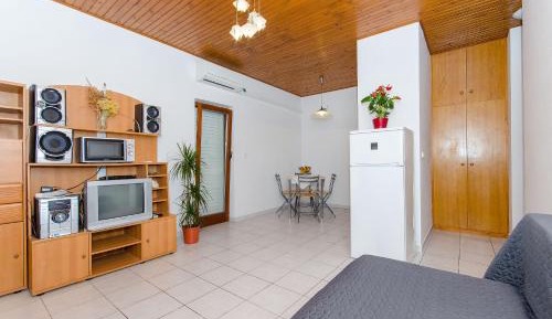 One-Bedroom Vacation Home