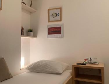 Single Room with Shared Bathroom