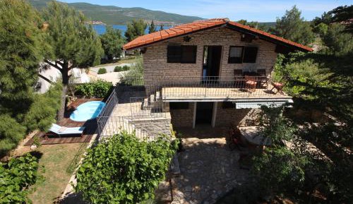 Apartment - Split Level